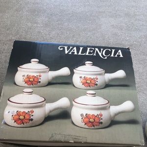 Vintage 4 PC. Ramekin Set